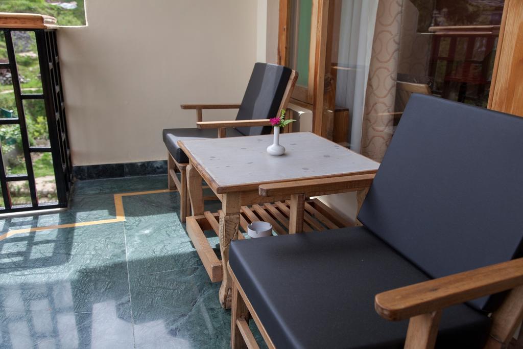 Hotel Naggar Delight Nagar  Oda fotoğraf
