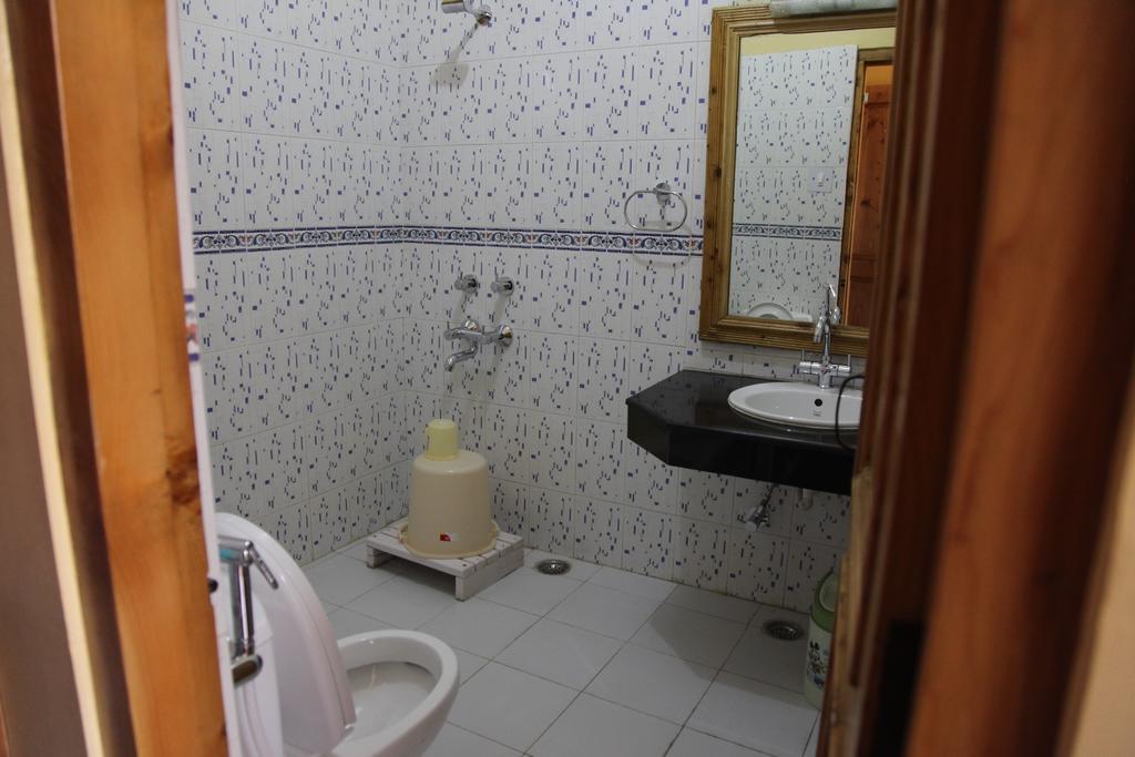 Hotel Naggar Delight Nagar  Oda fotoğraf